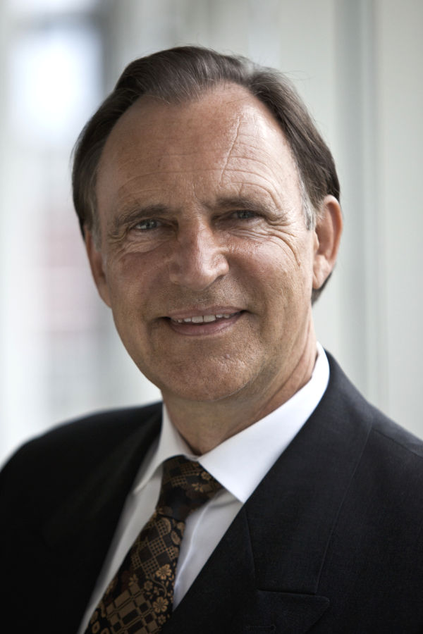 Dr. Rolf Wabner
